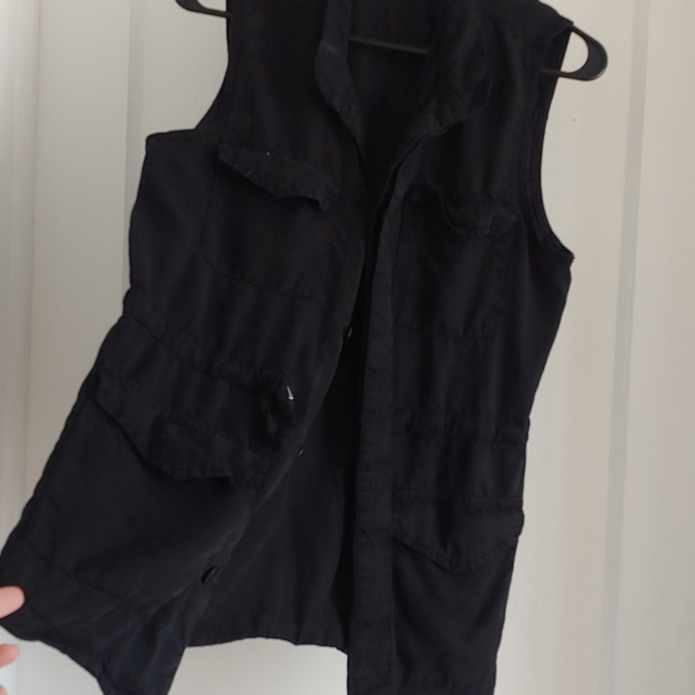 Black button up vest jacket